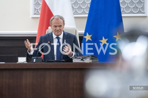  26.11.2025 WARSZAWA<br />
POSIEDZENIE RADY MINISTROW<br />
N/Z PREMIER DONALD TUSK<br />
 