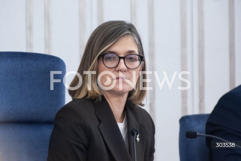  26.11.2025 WARSZAWA<br />
POSIEDZENIE SENATU<br />
N/Z MAGDALENA BIEJAT<br />
 