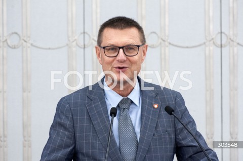  26.11.2025 WARSZAWA<br />
POSIEDZENIE SENATU<br />
N/Z ARTUR DUNIN<br />
 