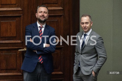  05.12.2025 WARSZAWA SEJM <br />
0512 POSIEDZENIE SEJMU<br />
N/Z WLADYSLAW KOSINIAK KAMYSZ CEZARY TOMCZYK<br />
 