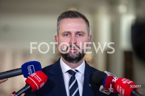  11.12.2025 WARSZAWA<br />KONFERENCJA WLADYSLAWA KOSINIAKA KAMYSZA<br />N/Z WLADYSLAW KOSINIAK KAMYSZ<br /> 