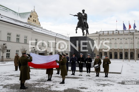  03.01.2026 WARSZAWA<br />UROCZYSTA ZMIANA FLAGI NAD PALACEM PREZYDENCKIM<br />N/Z PALAC PREZYDENCKI ZOLNIERZE<br /> 