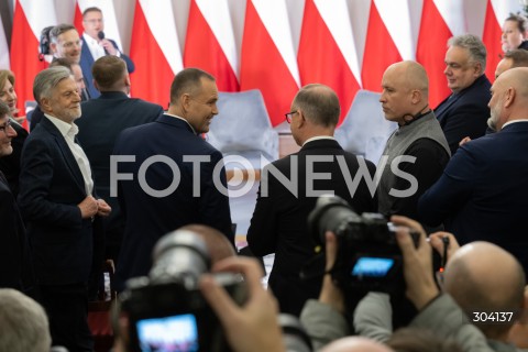  08.01.2026 WARSZAWA<br />SPOTKANIE PREZYDENTA KAROLA NAWROCKIEGO Z ANDRZEJEM DUDA<br />N/Z PREZYDENT KAROL NAWROCKI ANDRZEJ DUDA<br />FOT. MARCIN BANASZKIEWICZ / FOTONEWS  