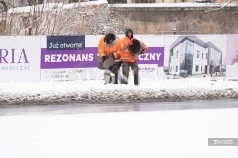  11.01.2026 WARSZAWA<br />ZIMA W MIESCIE<br />N/Z ODSNIEZANIE CHODNIKOW<br /> 