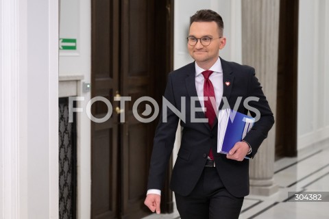  23.01.2026 WARSZAWA SEJM <br />POSIEDZENIE SEJMU RP<br />N/Z ADRIAN WITCZAK<br /> 