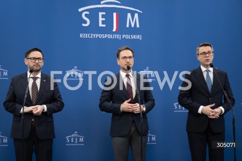  23.02.2026 WARSZAWA<br />KONFERENCJA PRASOWA EUROPOSLOW PIS<br />N/Z DANIEL OBAJTEK WALDEMAR BUDA PIOTR MULLER<br />FOT. MARCIN BANASZKIEWICZ/FOTONEWS  