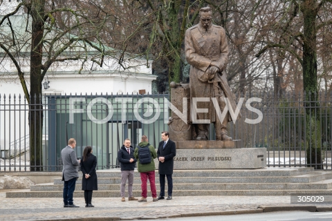  23.02.2026 WARSZAWA<br />KONFERENCJA PRASOWA TOBIASZA BOCHENSKIEGO<br />N/Z TOBIASZ BOCHENSKI JACEK OZDOBA<br />FOT. MARCIN BANASZKIEWICZ/FOTONEWS  