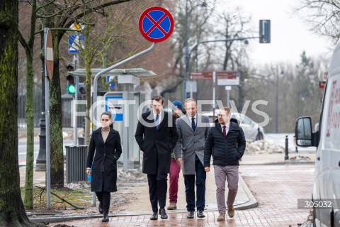  23.02.2026 WARSZAWA<br />KONFERENCJA PRASOWA TOBIASZA BOCHENSKIEGO<br />N/Z TOBIASZ BOCHENSKI MATEUSZ KURZAJEWSKI JACEK OZDOBA<br />FOT. MARCIN BANASZKIEWICZ/FOTONEWS  