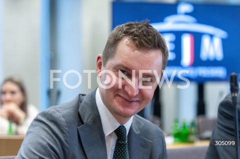  25.02.2026 WARSZAWA<br />POSIEDZENIE SEJMOWEJ KOMISJI PRAW CZLOWIEKA I SPRAWIEDLIWOSCI<br />N/Z SEBASTIAN KALETA<br /> 