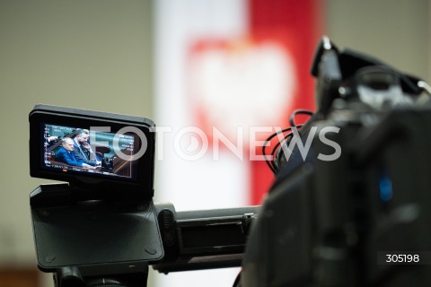  26.02.2026 WARSZAWA<br />POSIEDZENIE SEJMU<br />EXPOSE MINISTRA SPRAW ZAGRANICZNYCH<br />N/Z PREMIER DONALD TUSK KAMERA<br />FOT. MARCIN BANASZKIEWICZ/FOTONEWS  