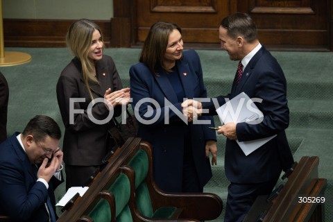  26.02.2026 WARSZAWA<br />POSIEDZENIE SEJMU RP<br />N/Z ALESKANDRA GAJEWSKA MONIKA WIELICHOWSKA RADOSLAW SIKORSKI<br />FOT. MARCIN BANASZKIEWICZ/FOTONEWS  