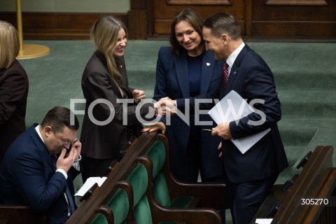  26.02.2026 WARSZAWA<br />POSIEDZENIE SEJMU RP<br />N/Z ALESKANDRA GAJEWSKA MONIKA WIELICHOWSKA RADOSLAW SIKORSKI<br />FOT. MARCIN BANASZKIEWICZ/FOTONEWS  