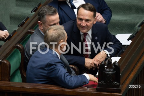  26.02.2026 WARSZAWA<br />POSIEDZENIE SEJMU RP<br />N/Z DONALD TUSK RADOSLAW SIKORSKI<br />FOT. MARCIN BANASZKIEWICZ/FOTONEWS  