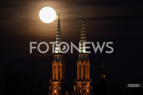  03.03.2026 WARSZAWA<br />PELNIA KSIEZYCA<br />N/Z KSIEZYC W PEŁNI<br />FOT. MARCIN BANASZKIEWICZ/FOTONEWS  