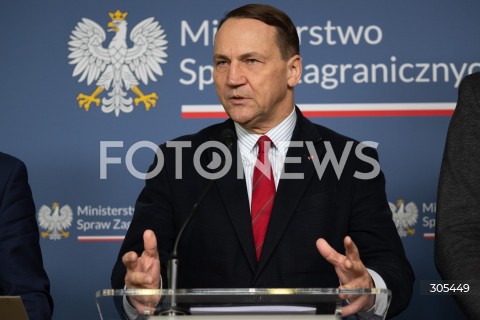  07.03.2026 WARSZAWA<br />KONFERENCJA PRASOWA MINISTRA SPRAW ZAGRANICZNYCH I MINISTRA SPORTU I TURYSTYKI<br />N/Z RADOSLAW SIKORSKI<br />FOT. MARCIN BANASZKIEWICZ/FOTONEWS  
