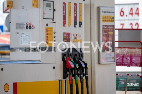  07.03.2026 WARSZAWA<br />STACJE BENZYNOWE<br />DROZEJACE PALIWO<br />N/Z DYSTRYBUTOR PALIWA<br />FOT. MARCIN BANASZKIEWICZ/FOTONEWS  