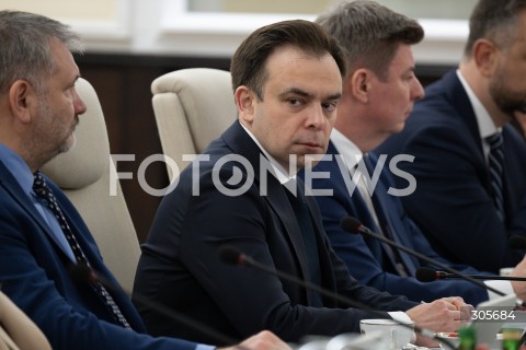  13.03.2026 WARSZAWA<br />NADZWYCZAJNE POSIEDZENIE RADY MINISTROW<br />N/Z ANDRZEJ DOMANSKI<br />FOT. MARCIN BANASZKIEWICZ/FOTONEWS  