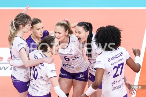  11.04.2026 RZESZOW <br />SIATKOWKA <br />TAURONLIGA LIGA SIATKOWKI KOBIET LSK 2025/2026 <br />CWIERCFINAL - MECZ NR 3<br />POLISH WOMEN VOLLEYBALL LEAGUE <br />MECZ KS DEVELOPRES RZESZOW - BKS BOSTIK ZGO BIELSKO BIALA<br />N/Z ALEKSANDRA SZCZYGLOWSKA MARRIT JASPER JULITA PIASECKA SVITLANA DORSMAN KATARZYNA WENERSKA RADOSC EMOCJE <br /> 