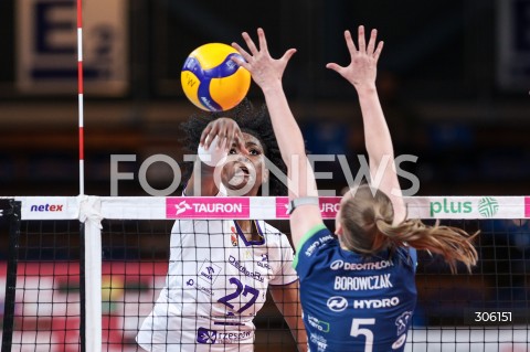  11.04.2026 RZESZOW <br />SIATKOWKA <br />TAURONLIGA LIGA SIATKOWKI KOBIET LSK 2025/2026 <br />CWIERCFINAL - MECZ NR 3<br />POLISH WOMEN VOLLEYBALL LEAGUE <br />MECZ KS DEVELOPRES RZESZOW - BKS BOSTIK ZGO BIELSKO BIALA<br />N/Z TAYLOR BANNISTER <br /> 