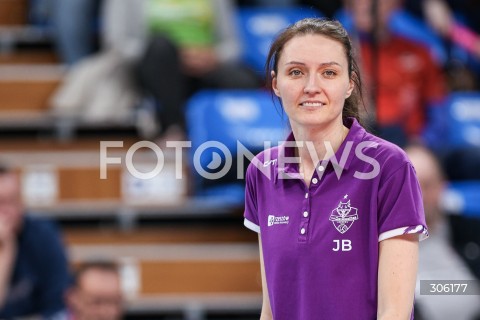  11.04.2026 RZESZOW <br />SIATKOWKA <br />TAURONLIGA LIGA SIATKOWKI KOBIET LSK 2025/2026 <br />CWIERCFINAL - MECZ NR 3<br />POLISH WOMEN VOLLEYBALL LEAGUE <br />MECZ KS DEVELOPRES RZESZOW - BKS BOSTIK ZGO BIELSKO BIALA<br />N/Z JELENA BLAGOJEVIC - I TRENER ( HEAD COACH ) SYLWETKA <br /> 