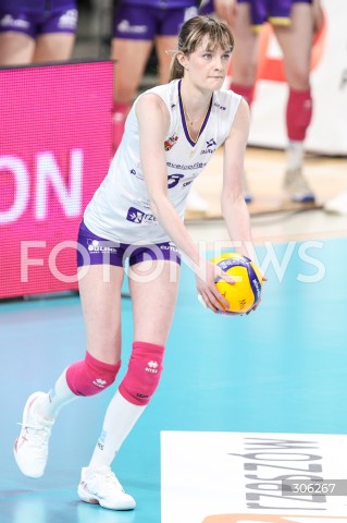  15.04.2026 RZESZOW <br />SIATKOWKA <br />TAURONLIGA LIGA SIATKOWKI KOBIET LSK 2025/2026 <br />FINAL - MECZ NR 1<br />POLISH WOMEN VOLLEYBALL LEAGUE <br />MECZ KS DEVELOPRES RZESZOW - PGE BUDOWLANI LODZ<br />N/Z JULITA PIASECKA SYLWETKA <br /> 