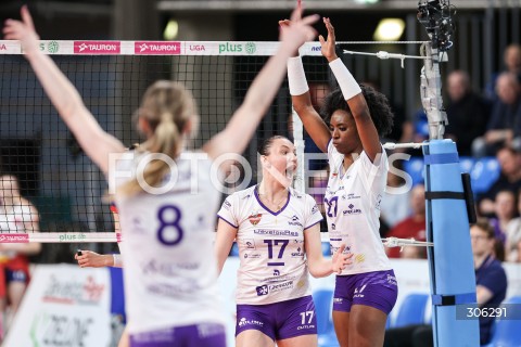  15.04.2026 RZESZOW <br />SIATKOWKA <br />TAURONLIGA LIGA SIATKOWKI KOBIET LSK 2025/2026 <br />FINAL - MECZ NR 1<br />POLISH WOMEN VOLLEYBALL LEAGUE <br />MECZ KS DEVELOPRES RZESZOW - PGE BUDOWLANI LODZ<br />N/Z SVITLANA DORSMAN TAYLOR BANNISTER RADOSC EMOCJE <br /> 