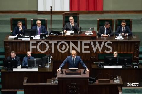  17.04.2026 WARSZAWA<br />POSIEDZENIE SEJMU RP<br />N/Z PREMIER DONALD TUSK WLODZIMIERZ CZARZASTY<br />FOT. MARCIN BANASZKIEWICZ/FOTONEWS  