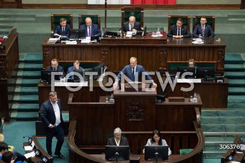  17.04.2026 WARSZAWA<br />POSIEDZENIE SEJMU RP<br />N/Z PREMIER DONALD TUSK WLODZIMIERZ CZARZASTY<br />FOT. MARCIN BANASZKIEWICZ/FOTONEWS  