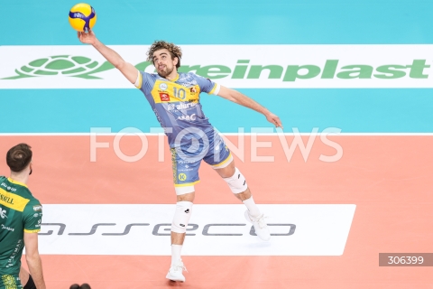  18.04.2026 RZESZOW<br />SIATKOWKA MEZCZYZN<br />PLUSLIGA SEZON 2025/2026<br />POLFINAL - 2. MECZ ( SEMIFINAL ) <br />PLUS LIGA POLISH MEN VOLLEYBALL LEAGUE<br />MECZ ASSECO RESOVIA RZESZOW  - ALURON CMC WARTA ZAWIERCIE <br />N/Z JAKUB POPIWCZAK SYLWETKA <br /> 