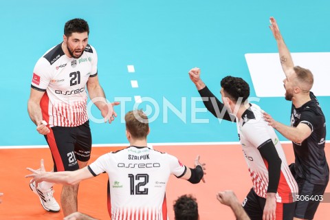  18.04.2026 RZESZOW<br />SIATKOWKA MEZCZYZN<br />PLUSLIGA SEZON 2025/2026<br />POLFINAL - 2. MECZ ( SEMIFINAL ) <br />PLUS LIGA POLISH MEN VOLLEYBALL LEAGUE<br />MECZ ASSECO RESOVIA RZESZOW  - ALURON CMC WARTA ZAWIERCIE <br />N/Z KAROL BUTRYN RADOSC EMOCJE MARCIN JANUSZ PAWEL ZATORSKI <br /> 