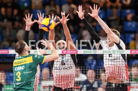  18.04.2026 RZESZOW<br />SIATKOWKA MEZCZYZN<br />PLUSLIGA SEZON 2025/2026<br />POLFINAL - 2. MECZ ( SEMIFINAL ) <br />PLUS LIGA POLISH MEN VOLLEYBALL LEAGUE<br />MECZ ASSECO RESOVIA RZESZOW  - ALURON CMC WARTA ZAWIERCIE <br />N/Z DANNY DEMYANENKO ARTUR SZALPUK BLOK <br /> 