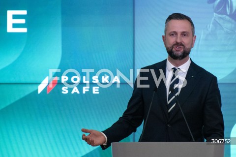  08.05.2026 WARSZAWA<br />UROCZYSTOSC PODPISANIA UMOWY W SPRAWIE SAFE<br />N/Z WLADYSLAW KOSINIAK KAMYSZ<br /> 