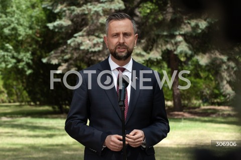  09.06.2026 WARSZAWA<br />KONFERENCJA PRASOWA PREMIERA TUSKA WICEPREMIERA KOSINIAKA KAMYSZA I KANDYDATKI NA PREZYDENTA KRAKOWA<br />N/Z WLADYSLAW KOSINIAK KAMYSZ<br /> 