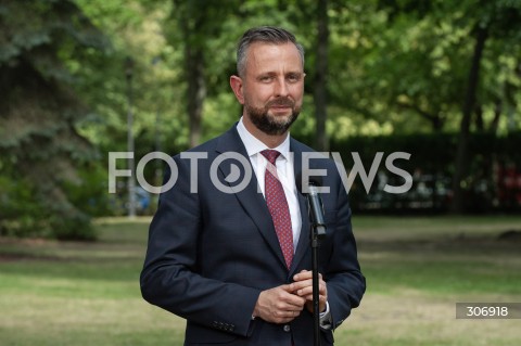  09.06.2026 WARSZAWA<br />KONFERENCJA PRASOWA PREMIERA TUSKA WICEPREMIERA KOSINIAKA KAMYSZA I KANDYDATKI NA PREZYDENTA KRAKOWA<br />N/Z WLADYSLAW KOSINIAK KAMYSZ<br /> 