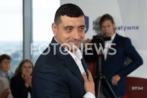  04.07.2026 WARSZAWA<br />FORUM PRAWA I SPRAWIEDLIWOSCI "MYSLAC POLSKA ALTERNATYWA 2.0"<br />N/Z GEORGE SIMION<br />FOT. MARCIN BANASZKIEWICZ/FOTONEWS  