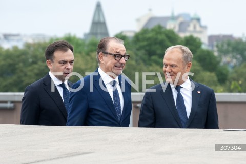  13.07.2026 WARSZAWA<br />KONFERENCJA NA TEMAT CENTRUM EUROPEJSKIEJ AGENCJI KOSMICZNEJ<br />N/Z PREMIER DONALD TUSK ANDRZEJ DOMANSKI JOSEF ASCHBACHER<br /> 