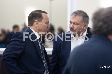  21.07.2026 WARSZAWA<br />POSIEDZENIE RADY MINISTROW<br />N/Z RADOSLAW SIKORSKI WALDEMAR ZUREK<br /> 