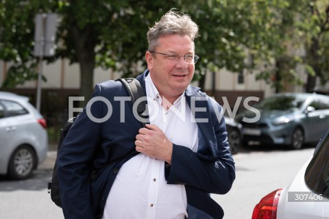  28.07.2026 WARSZAWA<br />DANIEL OBAJTEK PRZED PROKURATURA OKREGOWA<br />PROTEST SRODOWISK PRAWA  I SPRAWIEDLIWOSCI<br />N/Z MICHAL WOJCIK<br />FOT. MARCIN BANASZKIEWICZ/FOTONEWS  