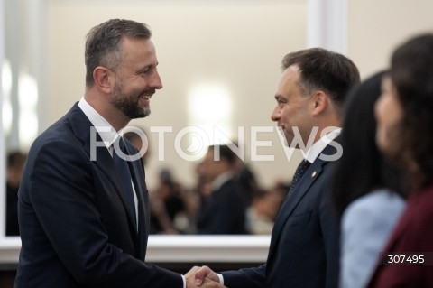  04.08.2026 WARSZAWA<br />POSIEDZENIE RADY MINISTROW<br />N/Z WLADYSLAW KOSINIAK KAMYSZ ANDRZEJ DOMANSKI<br /> 