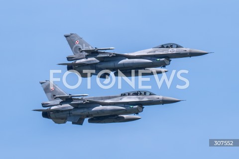  15.08.2026 WARSZAWA<br />SWIETO WOJSKA POLSKIEGO<br />DEFILADA POWIETRZNA<br />POLSKA SAFE<br />N/Z SAMOLOT SAMOLOTY F16 F-16 JASTRZAB<br />FOT. MARCIN BANASZKIEWICZ/FOTONEWS  