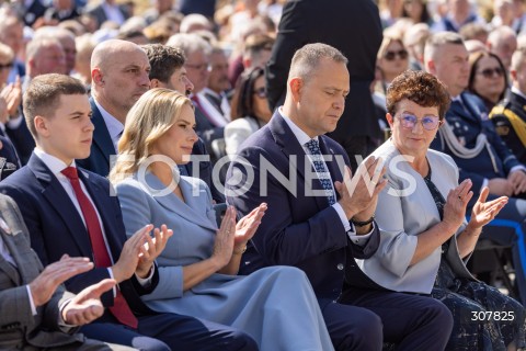  13.09.2026 TRYNCZA <br />DOZYNKI PREZYDENCKIE W TRYNCZY NA PODKARPACIU Z UDZIALEM PARY PREZYDENCKIEJ RP<br />N/Z PREZYDENT RP KAROL NAWROCKI MARTA NAWROCKA Z SYNEM SYN ANTONI NAWROCKI <br /> 