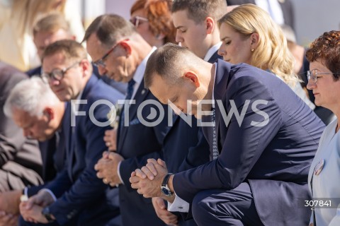  13.09.2026 TRYNCZA <br />DOZYNKI PREZYDENCKIE W TRYNCZY NA PODKARPACIU Z UDZIALEM PARY PREZYDENCKIEJ RP<br />N/Z PREZYDENT RP KAROL NAWROCKI MARTA NAWROCKA Z SYNEM SYN ANTONI NAWROCKI <br /> 