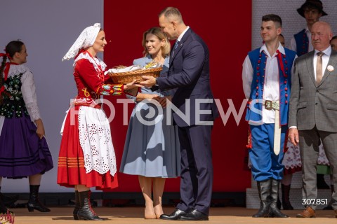  13.09.2026 TRYNCZA <br />DOZYNKI PREZYDENCKIE W TRYNCZY NA PODKARPACIU Z UDZIALEM PARY PREZYDENCKIEJ RP<br />N/Z PREZYDENT RP KAROL NAWROCKI MARTA NAWROCKA<br /> 