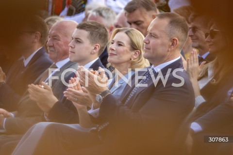  13.09.2026 TRYNCZA <br />DOZYNKI PREZYDENCKIE W TRYNCZY NA PODKARPACIU Z UDZIALEM PARY PREZYDENCKIEJ RP<br />N/Z PREZYDENT RP KAROL NAWROCKI MARTA NAWROCKA Z SYNEM SYN ANTONI NAWROCKI <br /> 