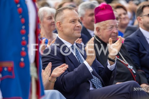  13.09.2026 TRYNCZA <br />DOZYNKI PREZYDENCKIE W TRYNCZY NA PODKARPACIU Z UDZIALEM PARY PREZYDENCKIEJ RP<br />N/Z PREZYDENT RP KAROL NAWROCKI BISKUP KAZIMIERZ GORNY <br /> 