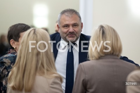  22.09.2026 WARSZAWA<br />POSIEDZENIE RADY MINISTROW<br />N/Z WALDEMAR ZUREK<br /> 