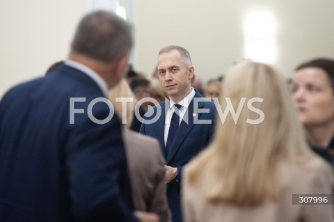  22.09.2026 WARSZAWA<br />POSIEDZENIE RADY MINISTROW<br />N/Z CEZARY TOMCZYK<br /> 