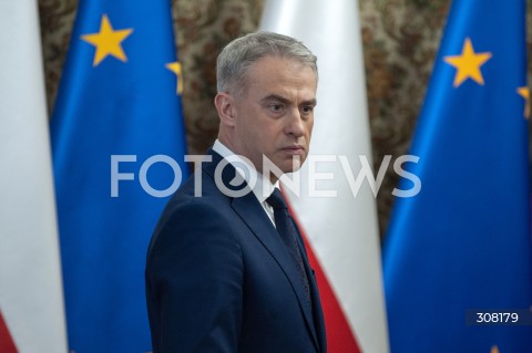  08.10.2026 WARSZAWA<br />NARADA NA TEMAT BEZPIECZENSTWA<br />N/Z KRZYSZOF GAWKOWSKI<br /> 