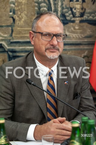  08.10.2026 WARSZAWA<br />POSIEDZENIE SEJMU<br />N/Z ANDRZEJ SZEWINSKI<br /> 