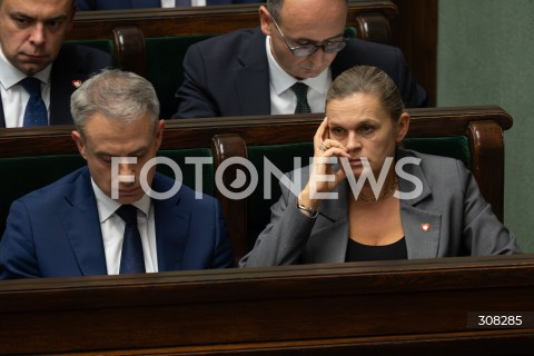  08.10.2026 WARSZAWA<br />POSIEDZENIE SEJMU<br />N/Z KRZYSZTOF GAWKOWSKI BARBARA NOWACKA<br />FOT. MARCIN BANASZKIEWICZ/FOTONEWS  